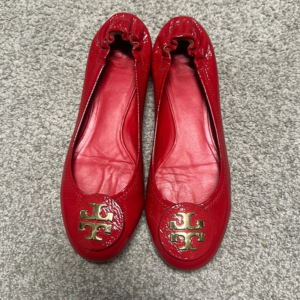 Tory Burch Red Gloss Flat Size 10